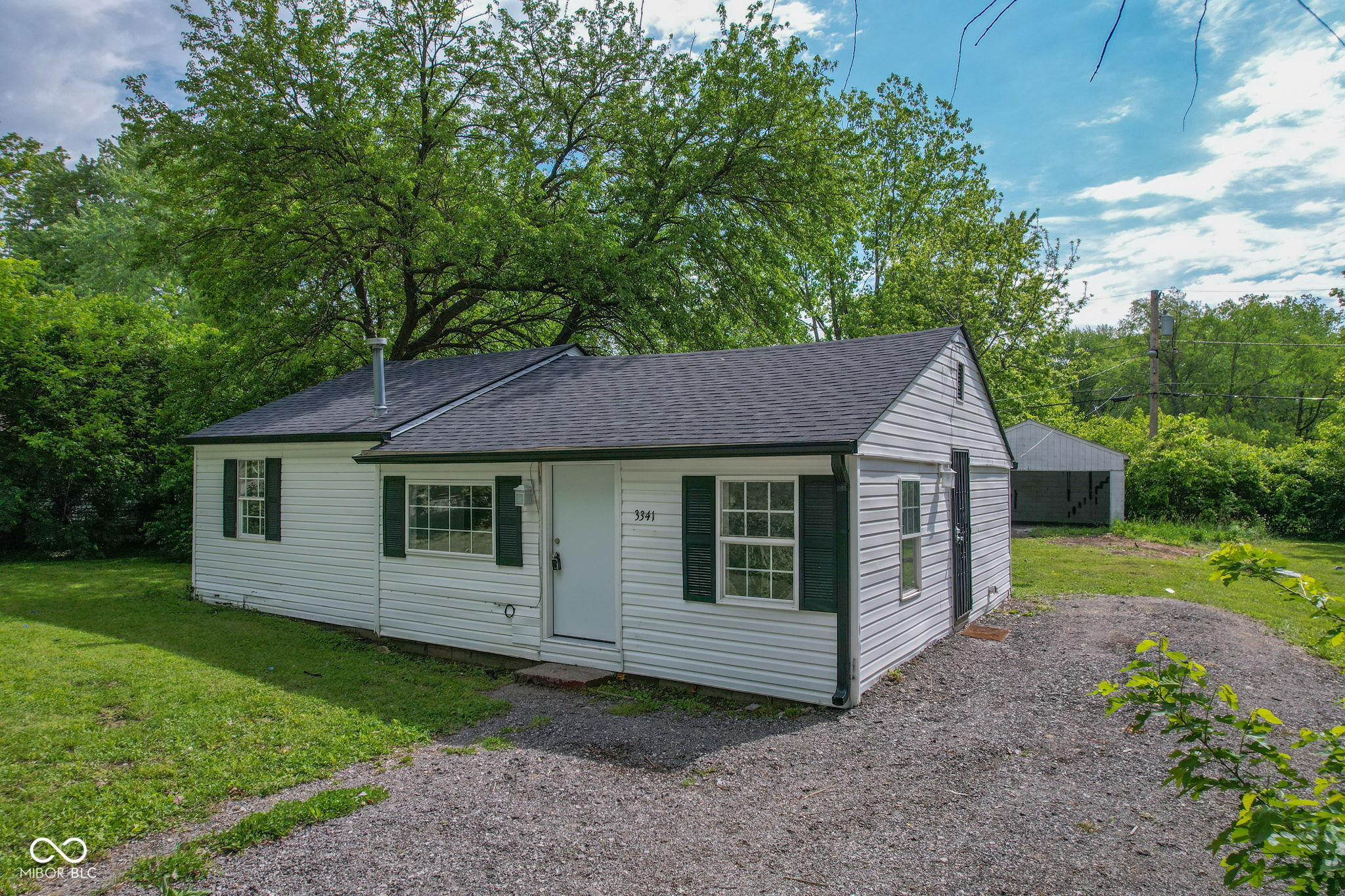 3341 N Downey Avenue