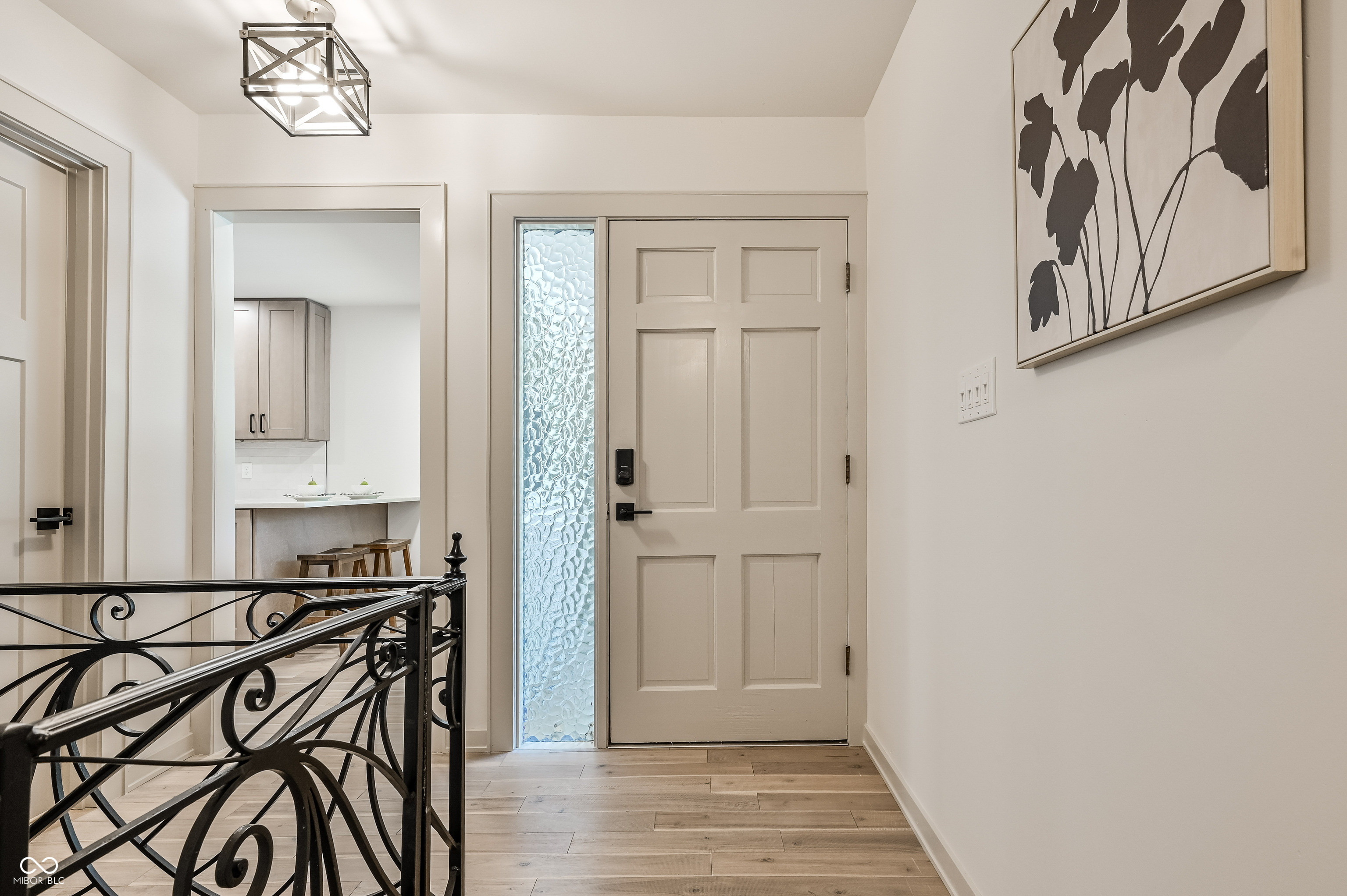 9221 N Delaware Street