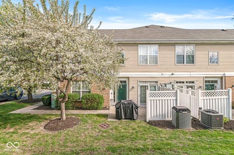 Photo of 2363 Colfax Lane, Indianapolis, IN 46260 (MLS # 22093873)