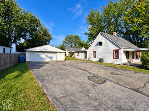 Photo for 2726 S Lyons Avenue