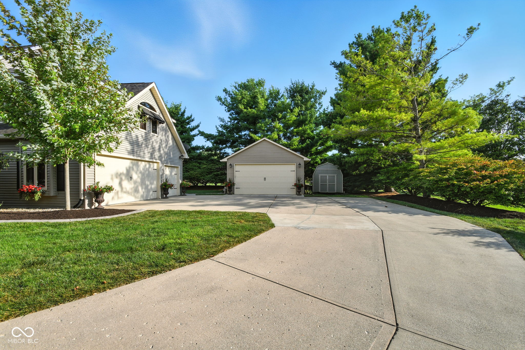 3511 W Stones Crossing Road