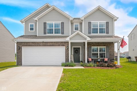 1893 Glenmoor Court Columbus IN 47201