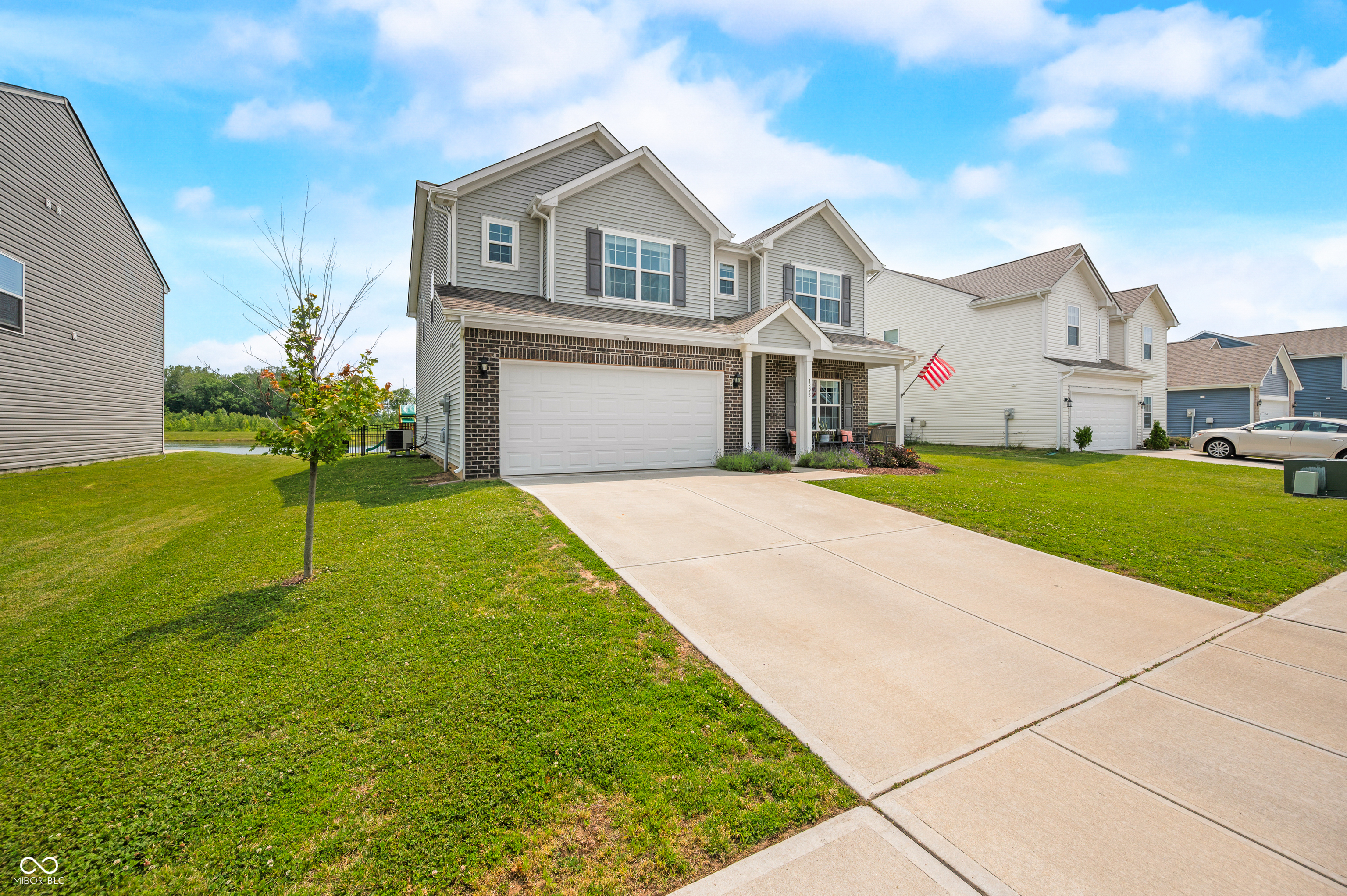 1893 Glenmoor Court