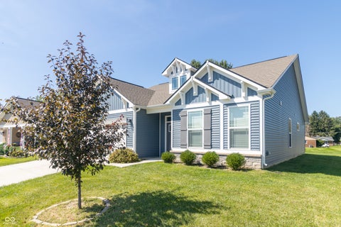 Photo of 1454 Lexington Trail, Greenfield, IN 46140 (MLS # 22122442)