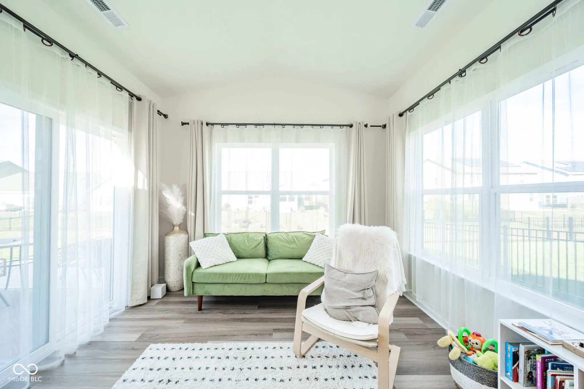 Fishers, Indiana 46040, United States, 3 Bedrooms Bedrooms, ,2 BathroomsBathrooms,Residential,Active,234466