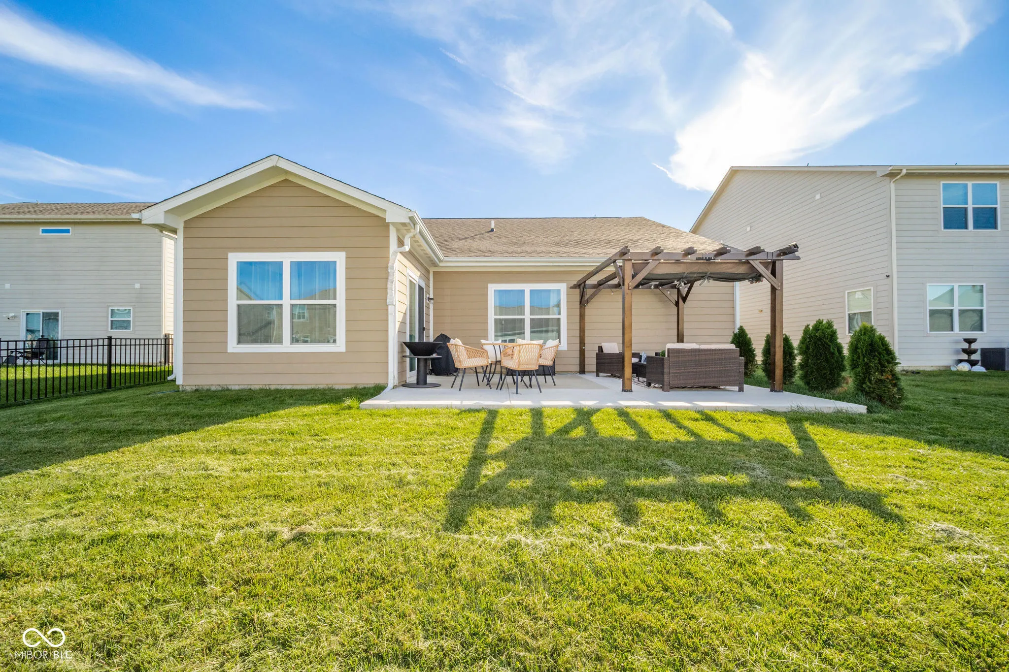 Fishers, Indiana 46040, United States, 3 Bedrooms Bedrooms, ,2 BathroomsBathrooms,Residential,Active,234466