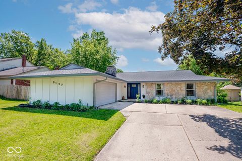 Photo of 8127 Forsythia Court, Indianapolis, IN 46219 (MLS # 22101583)