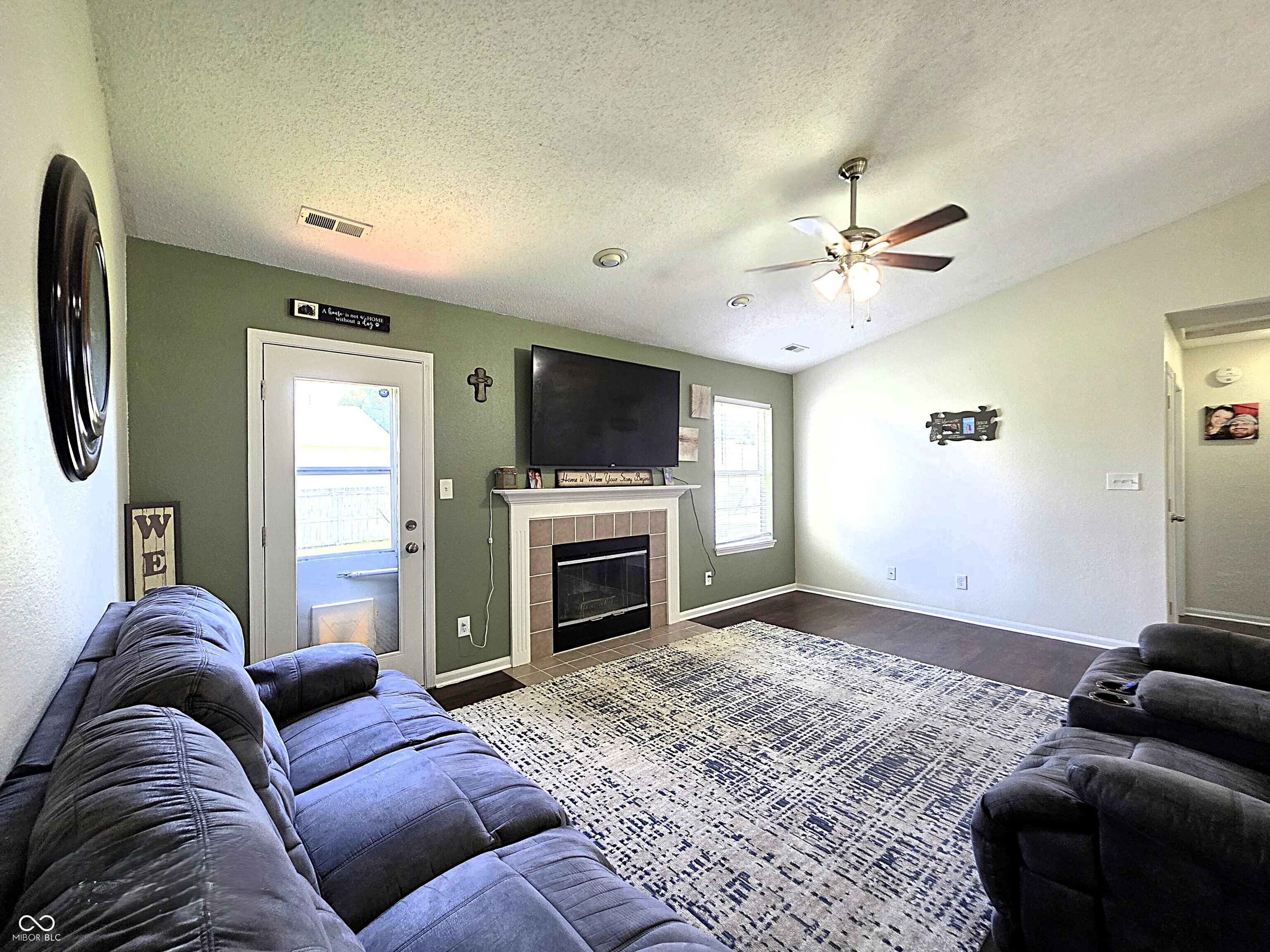 49 Meadow Creek East Boulevard