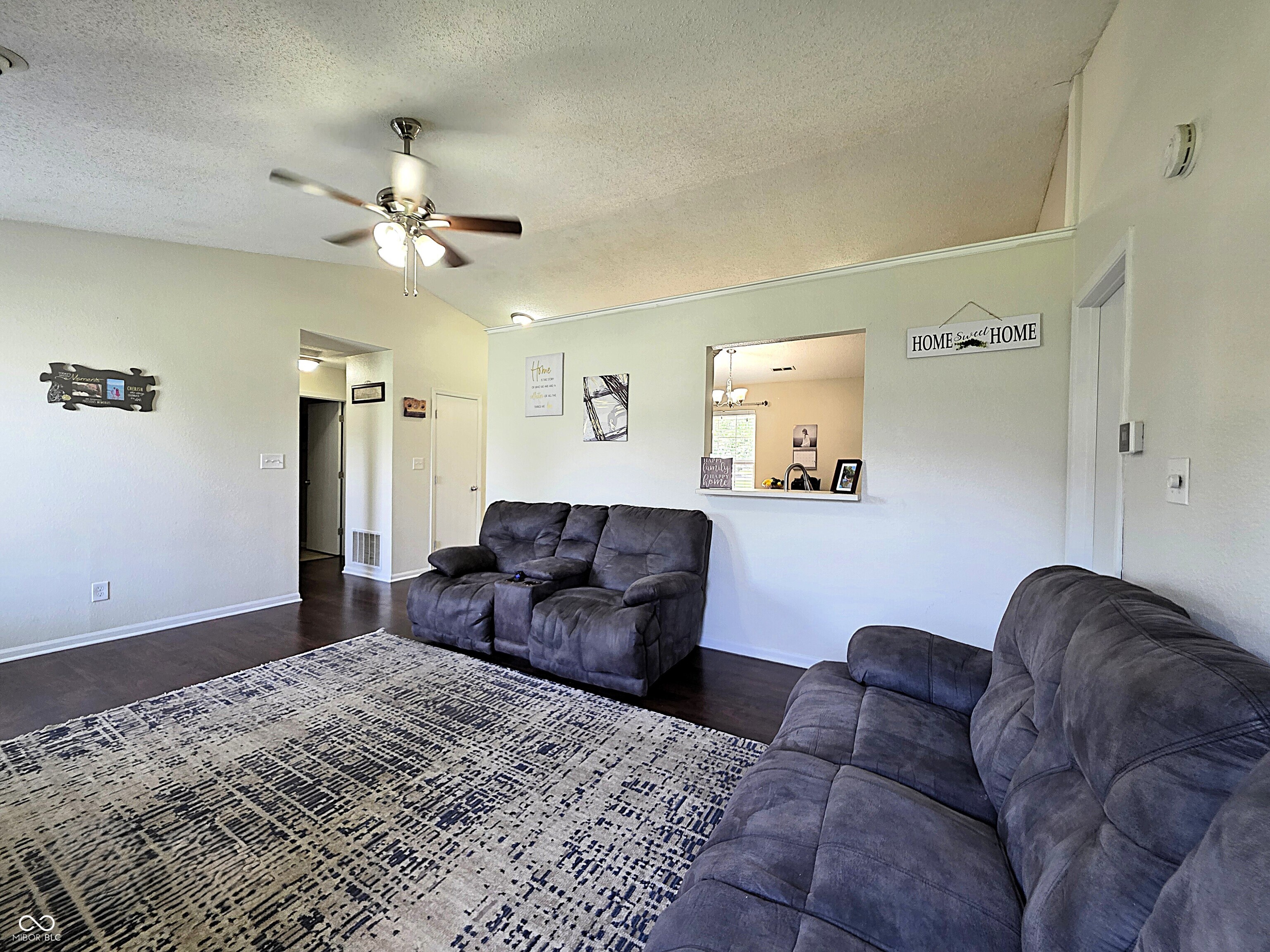 49 Meadow Creek East Boulevard