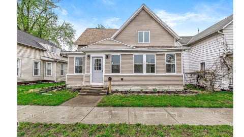 Photo for 221 W Plymouth