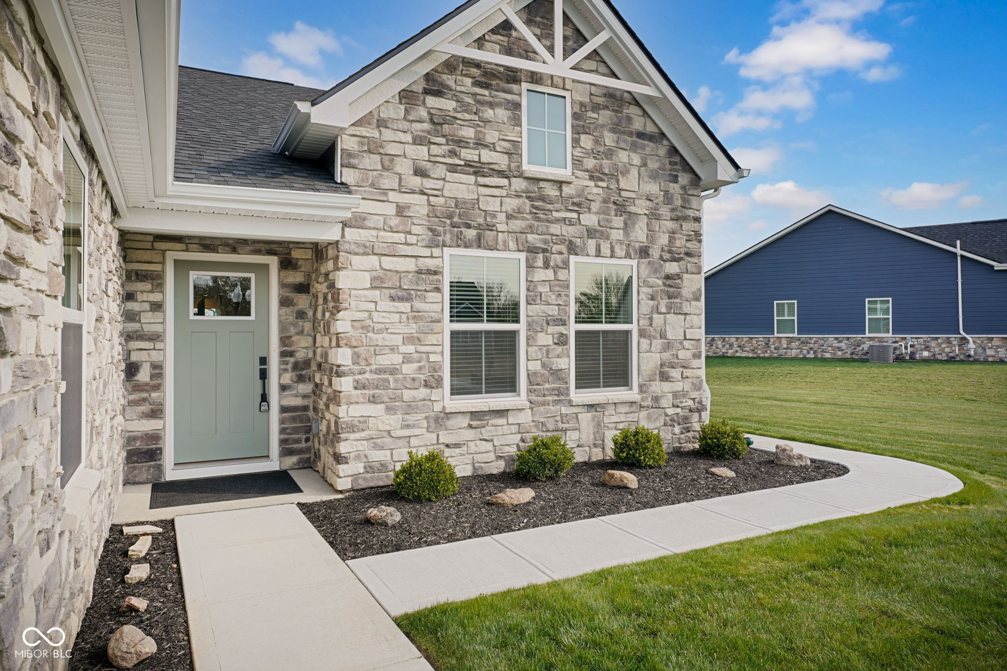 959 Independence Drive