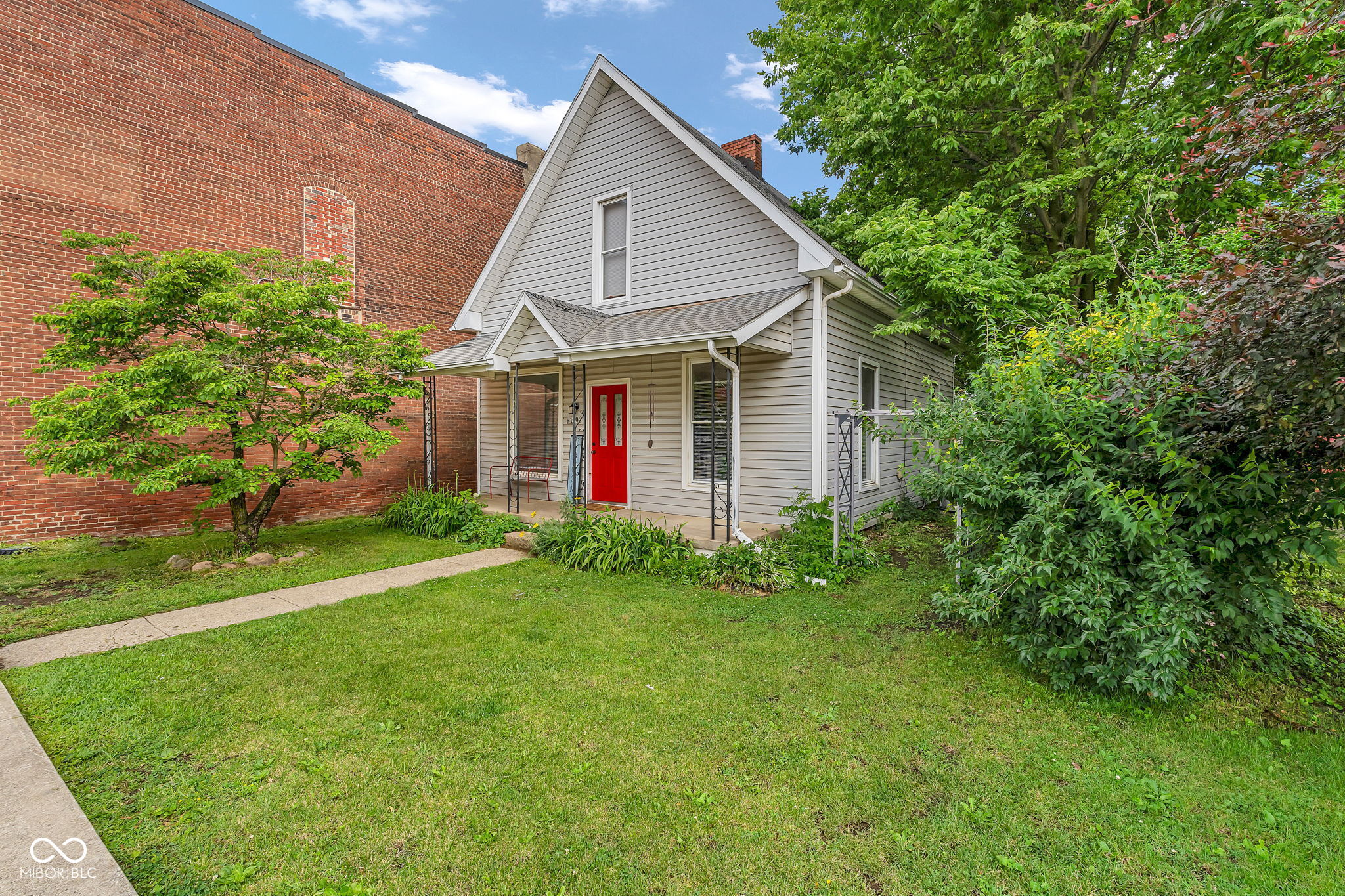 110 E Washington Street