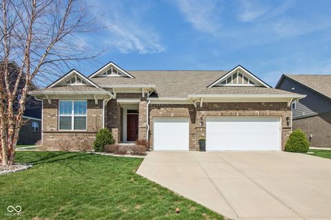Photo of 16152 Sedalia Drive, Fishers, IN 46040 (MLS # 22090059)