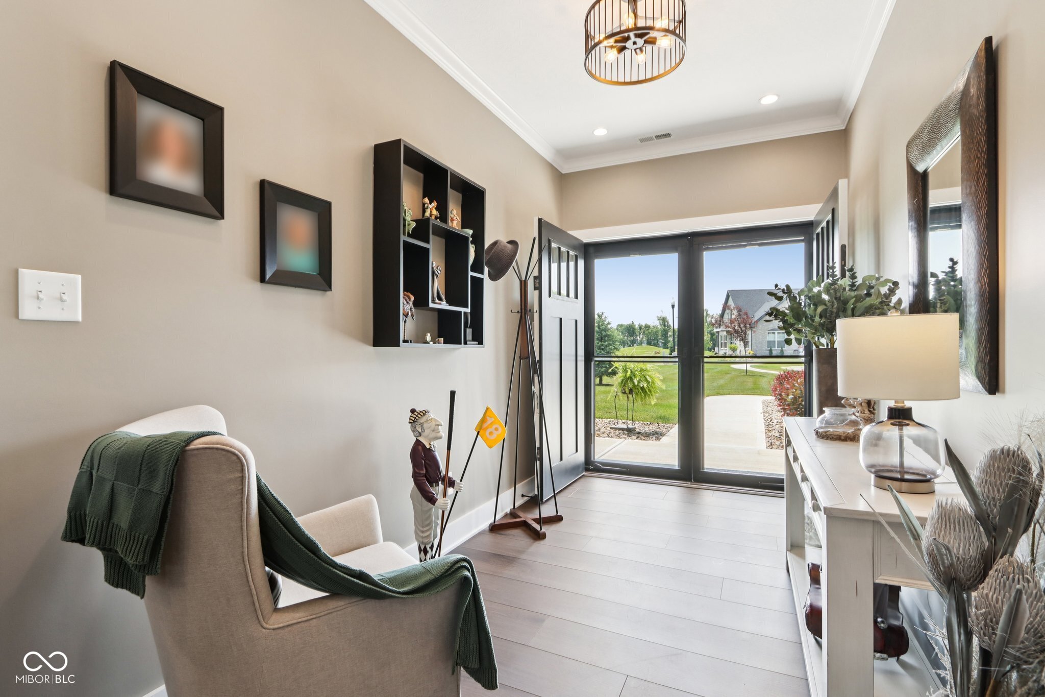 1295 Maclaren Court