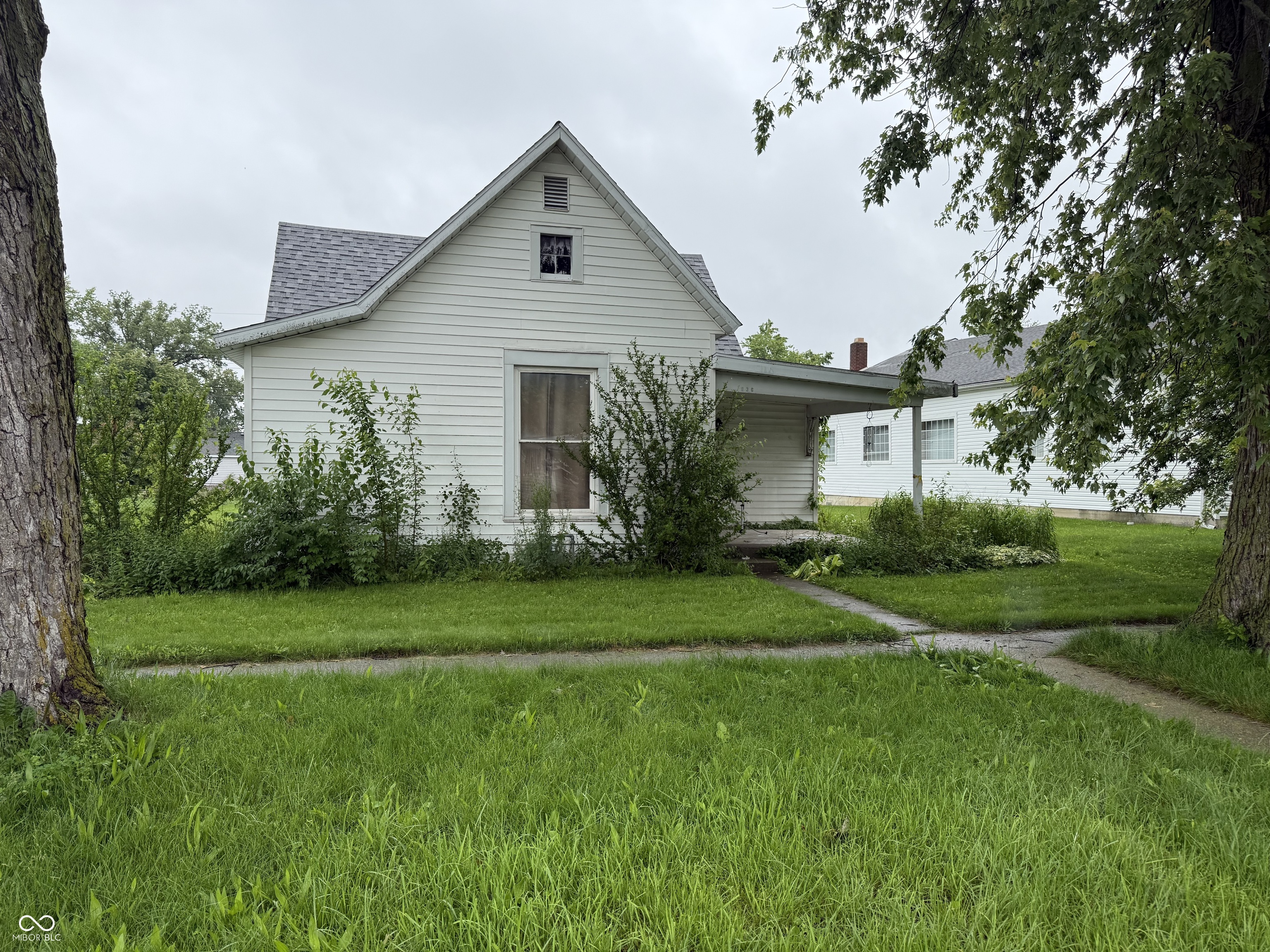 936 W Main Street