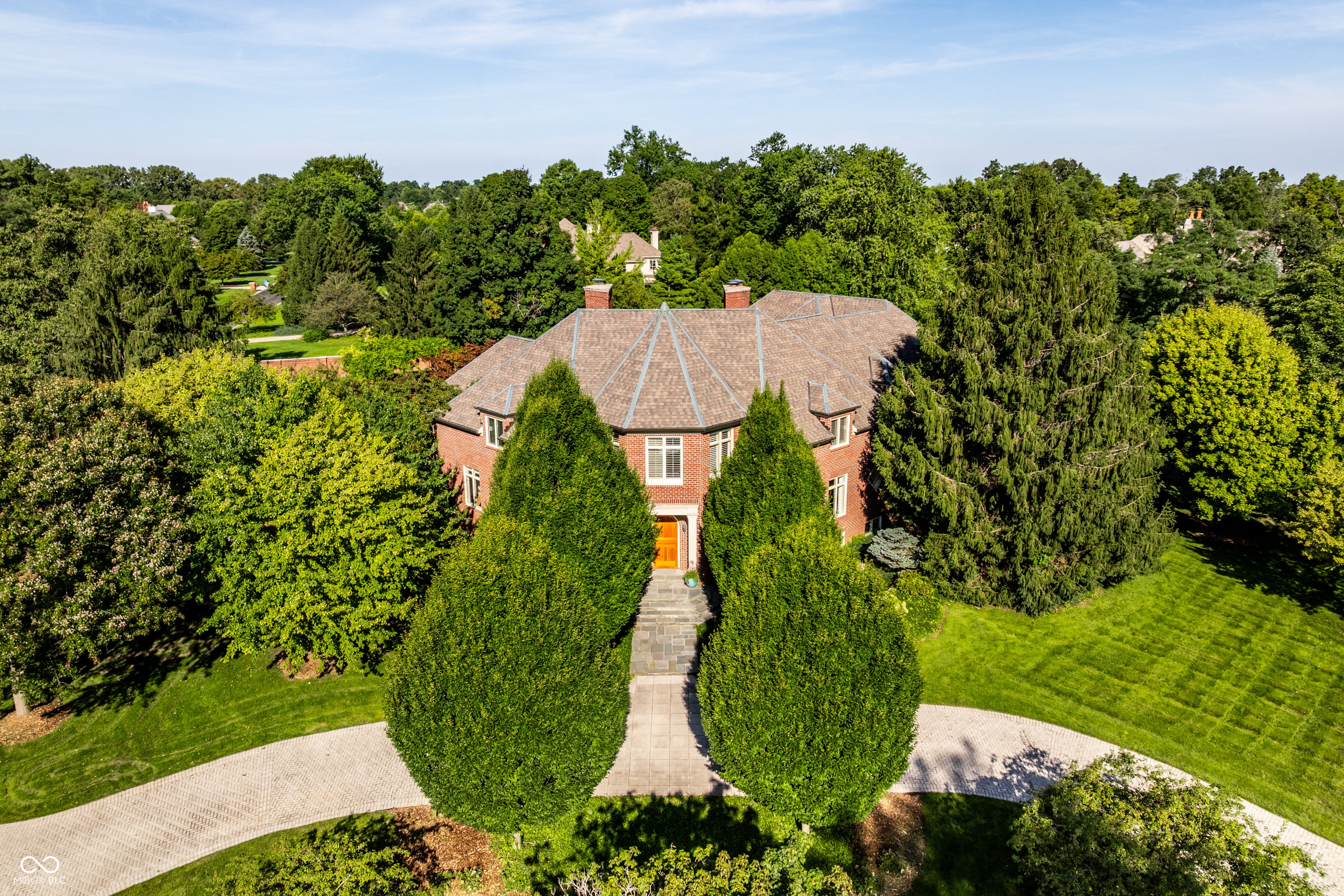 290 Breakwater Drive