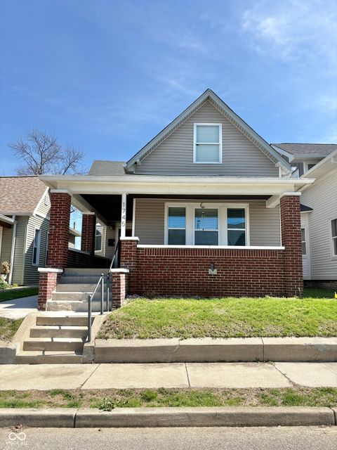 Photo of 1745 Union Street, Indianapolis, IN 46225 (MLS # 22094854)