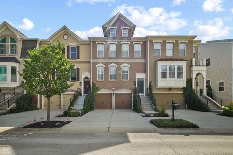 Photo of 735 Greenford Trail N, Carmel, IN 46032 (MLS # 22111003)