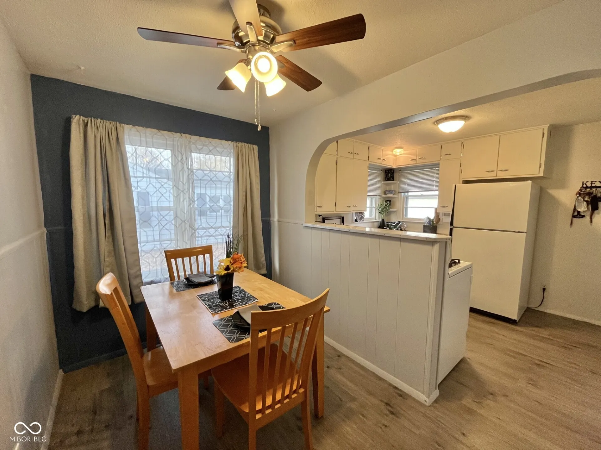 Columbus, Indiana 47201, United States, 2 Bedrooms Bedrooms, ,1 BathroomBathrooms,Residential,Active,245456