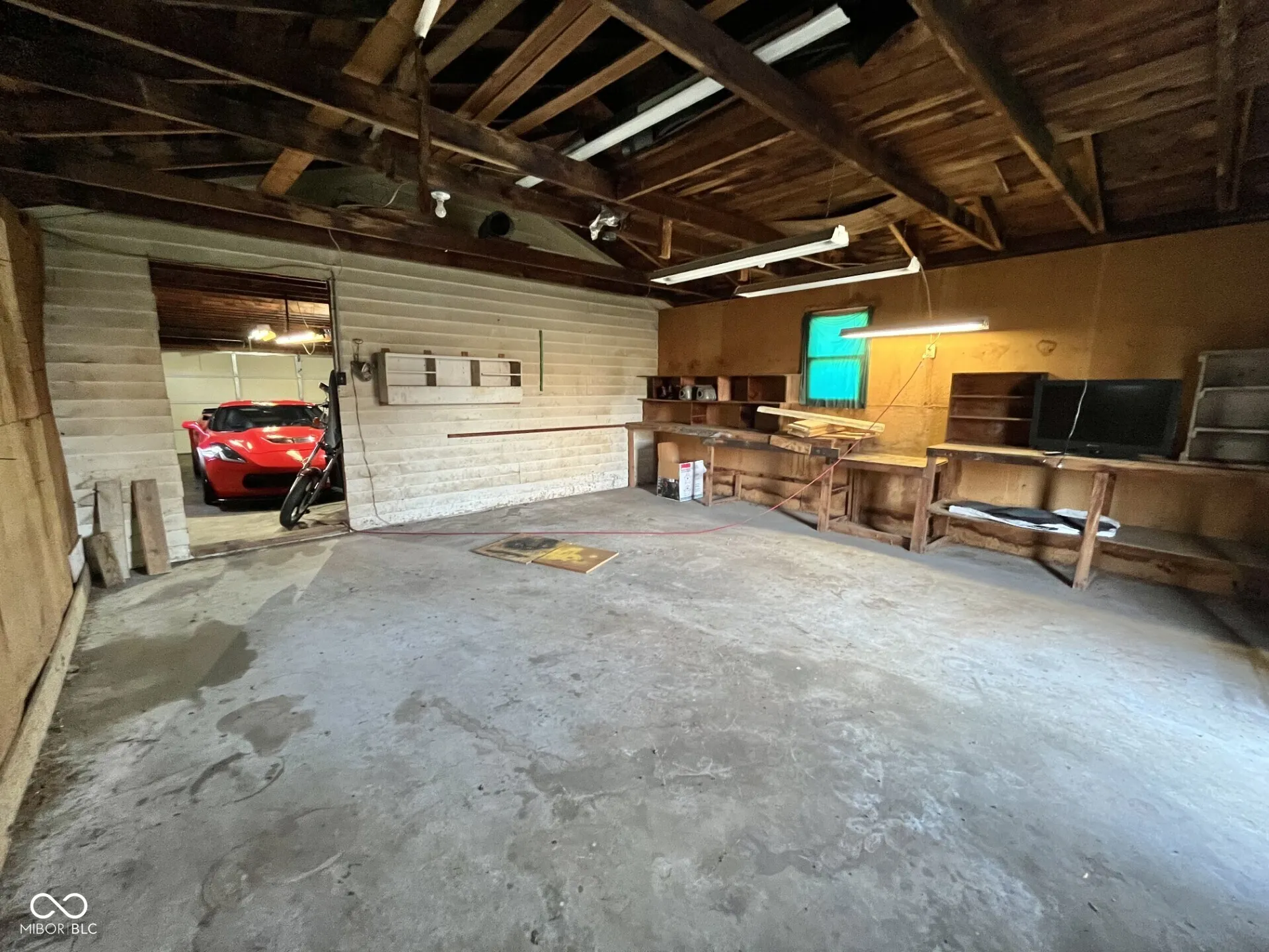 Columbus, Indiana 47201, United States, 2 Bedrooms Bedrooms, ,1 BathroomBathrooms,Residential,Active,245456