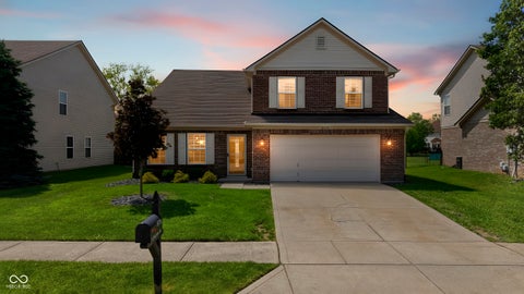 Photo of 8716 N Springview Drive, McCordsville, IN 46055 (MLS # 22107431)