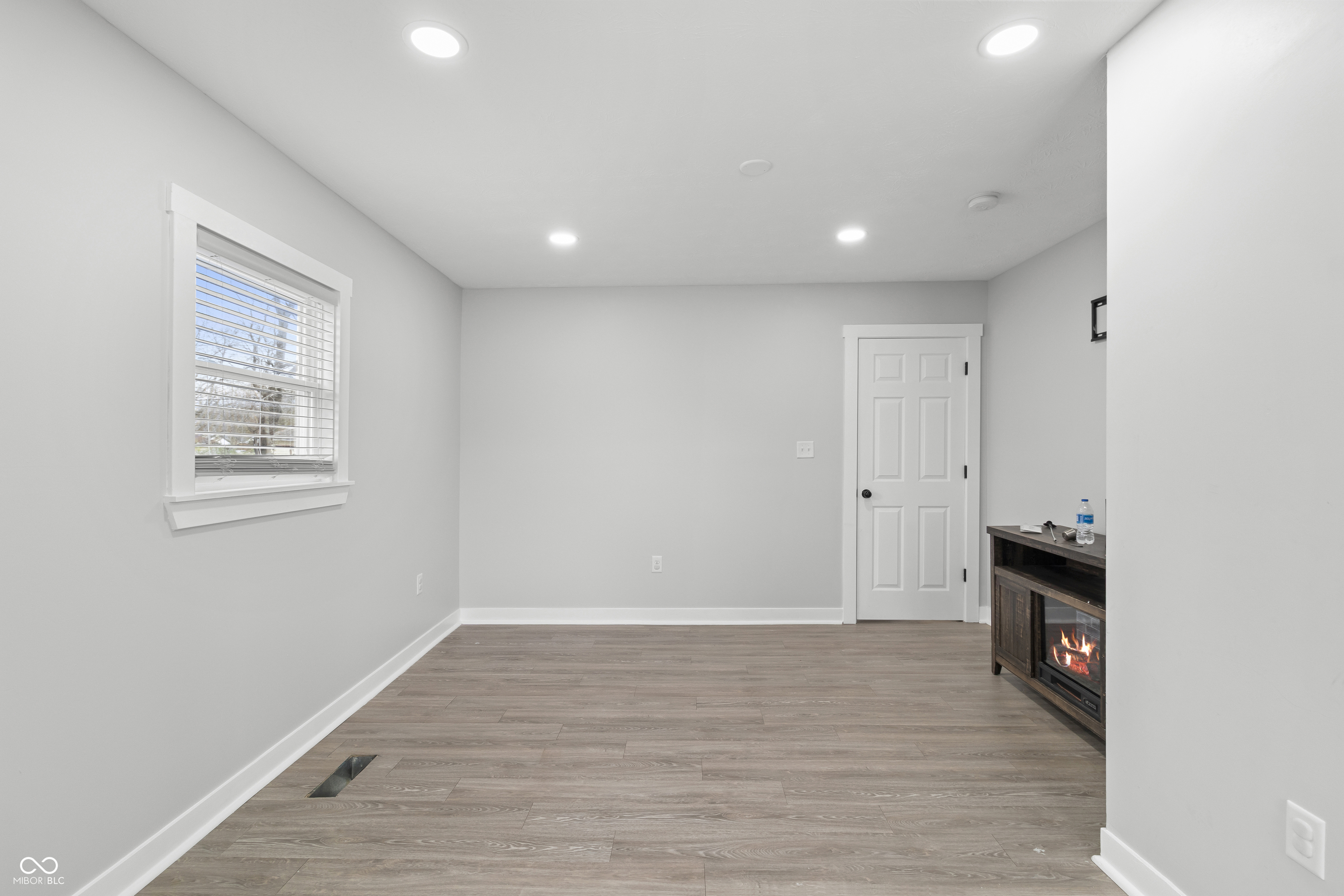 3501 N Euclid Avenue