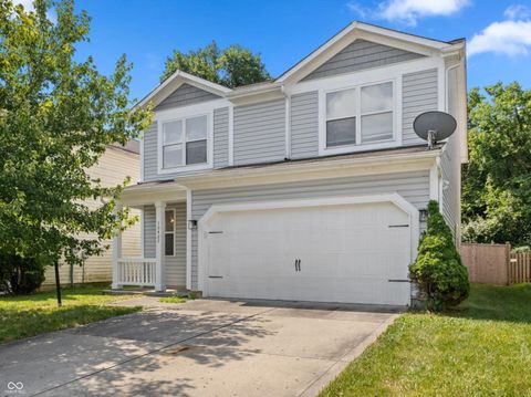 Photo of 10427 Apple Creek Drive, Indianapolis, IN 46235 (MLS # 22044950)