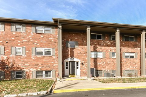 Photo of 5034 Allisonville Road #UNIT C, Indianapolis, IN 46205 (MLS # 22072591)