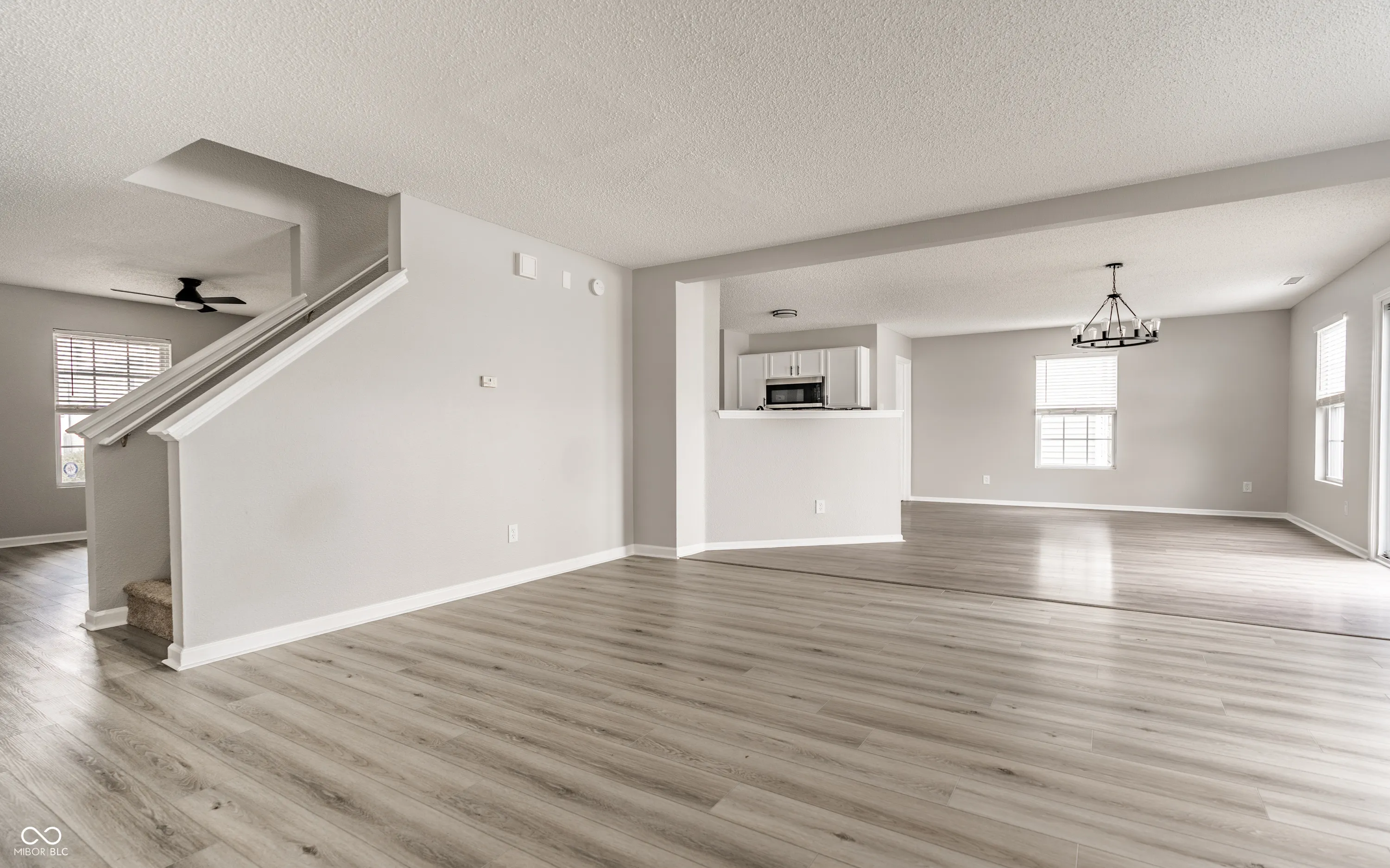 Pendleton, Indiana 46064, United States, 4 Bedrooms Bedrooms, ,3 BathroomsBathrooms,Residential,Active,240472