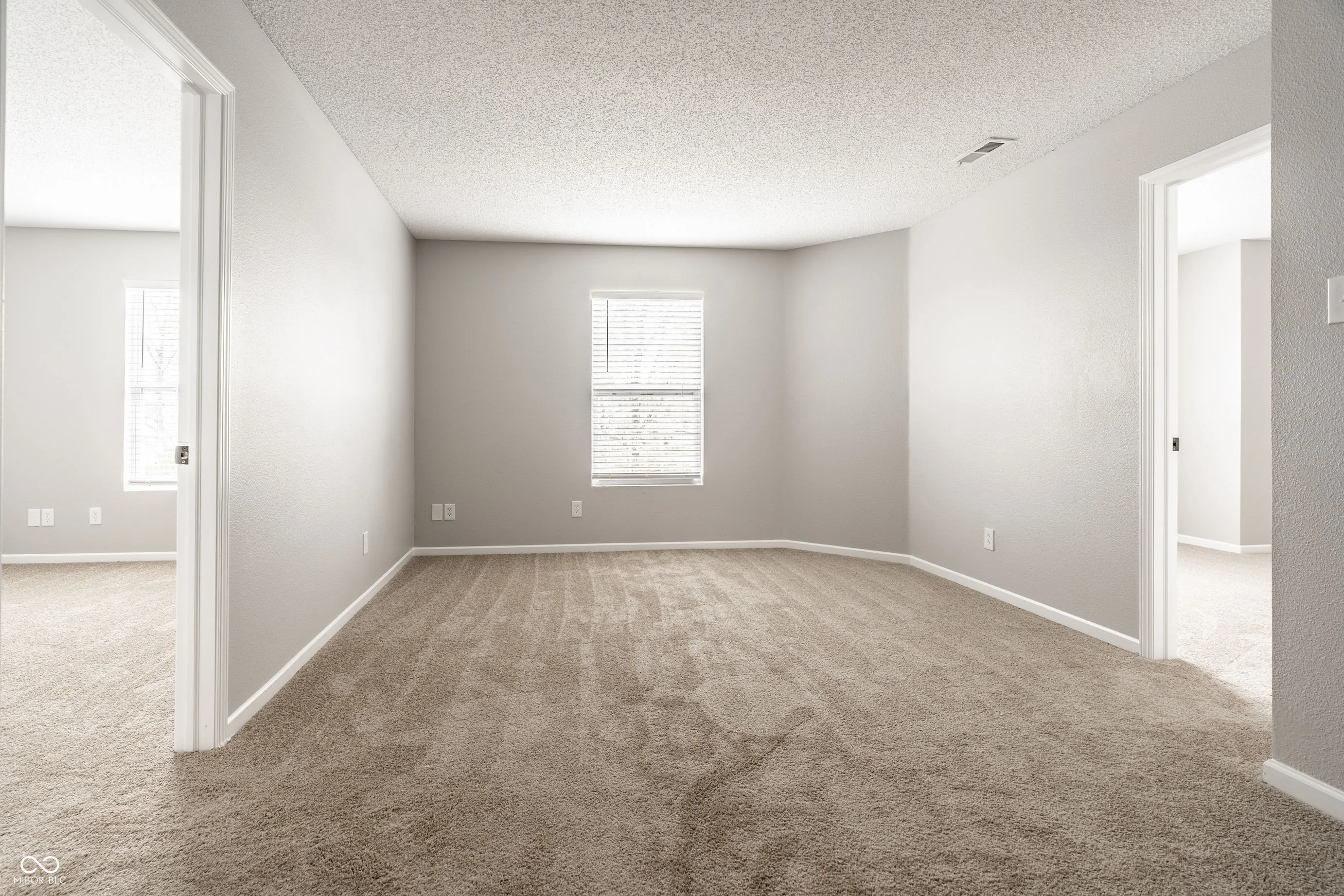 Pendleton, Indiana 46064, United States, 4 Bedrooms Bedrooms, ,3 BathroomsBathrooms,Residential,Active,240472