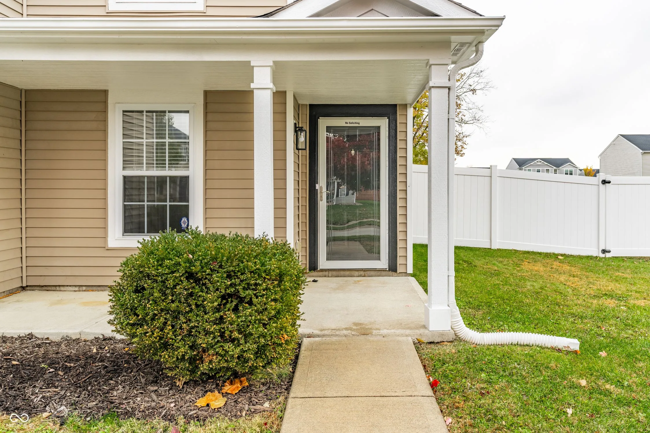 Pendleton, Indiana 46064, United States, 4 Bedrooms Bedrooms, ,3 BathroomsBathrooms,Residential,Active,240472