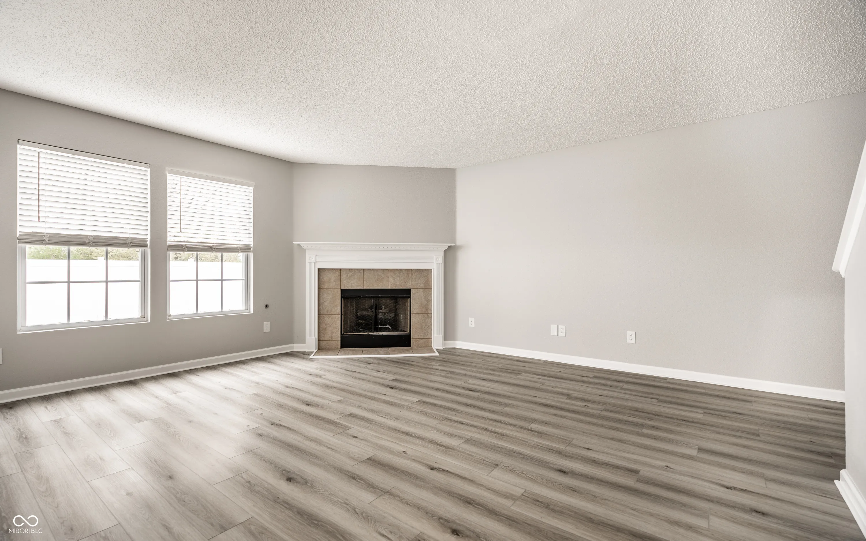 Pendleton, Indiana 46064, United States, 4 Bedrooms Bedrooms, ,3 BathroomsBathrooms,Residential,Active,240472