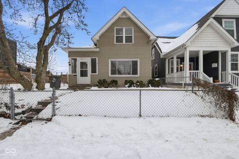 Photo of 717 Parkway Avenue, Indianapolis, IN 46203 (MLS # 22080586)