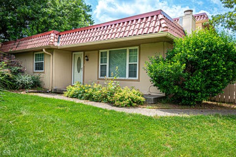 Photo of 8345 Paso Del Norte Court, Indianapolis, IN 46227 (MLS # 22108129)