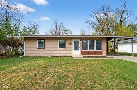 Photo of 5518 Glencoe Street, Indianapolis, IN 46226 (MLS # 22093318)