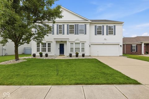 Photo of 12670 E 131st Street, Fishers, IN 46037 (MLS # 22106403)
