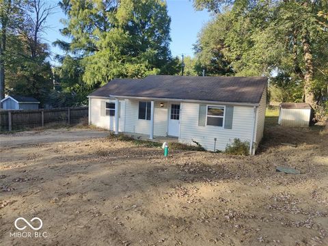 Photo of 8053 N Sugar Creek Myrtle Lane, Fairland, IN 46126 (MLS # 22090926)