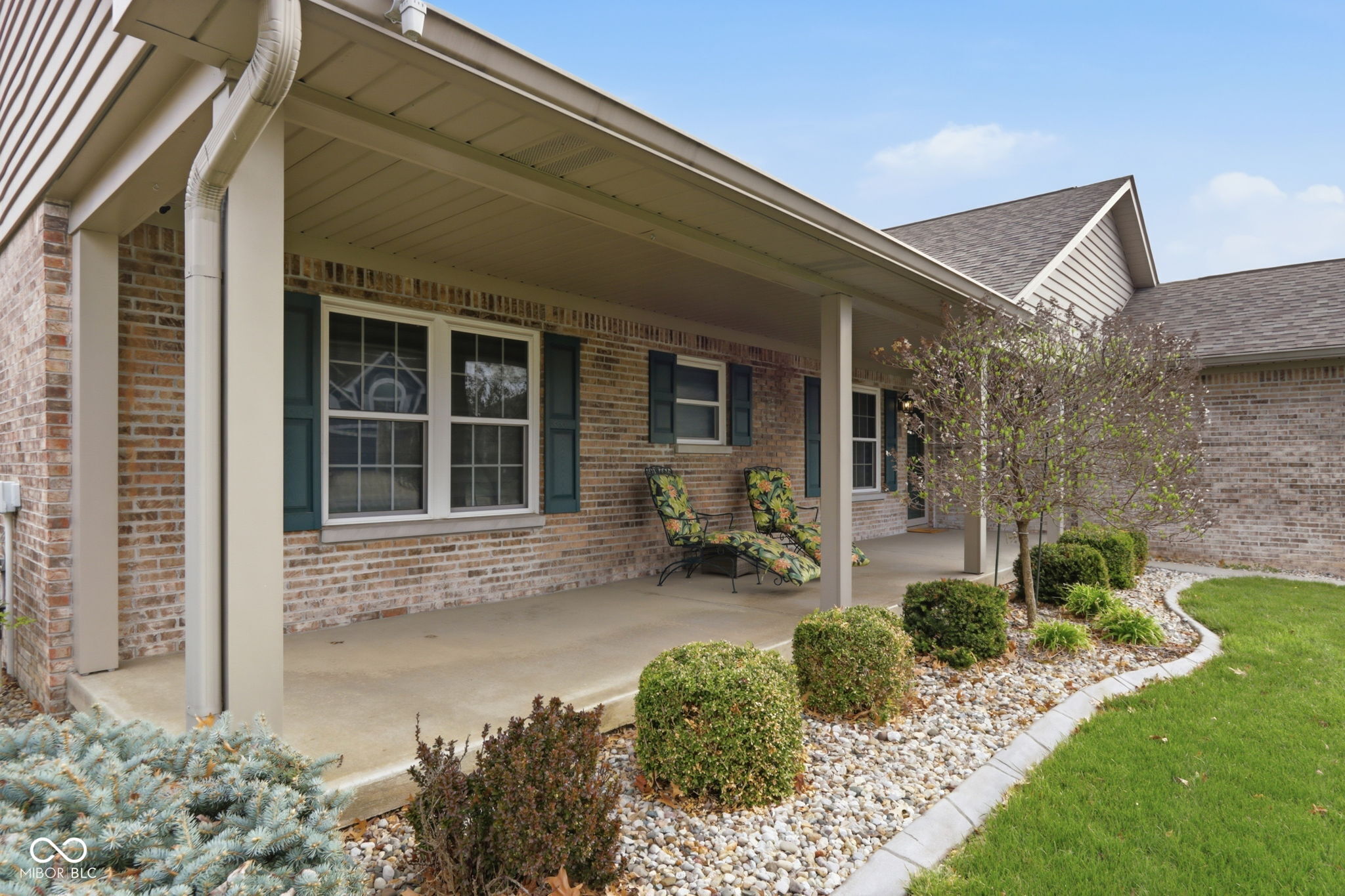 1247 Smoketree Drive