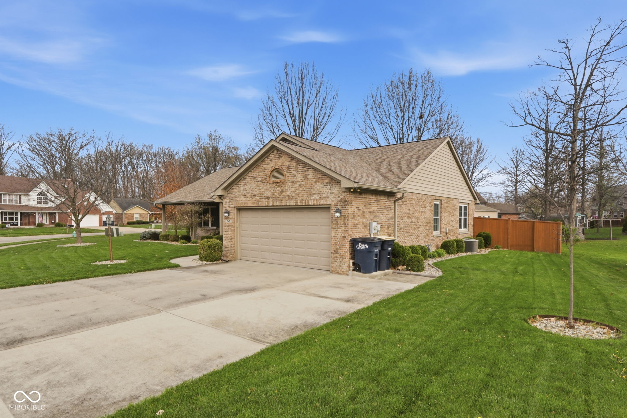 1247 Smoketree Drive