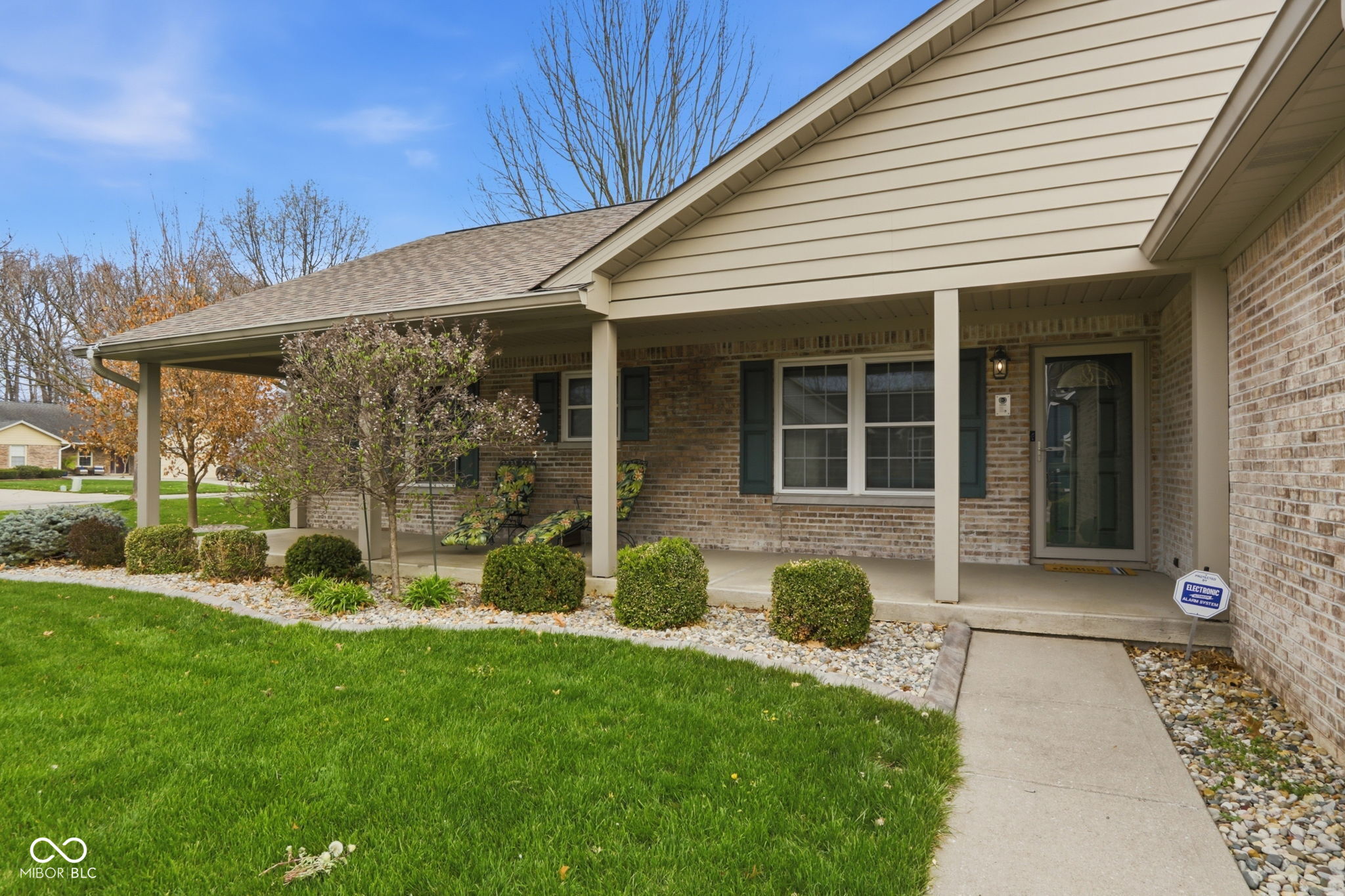 1247 Smoketree Drive