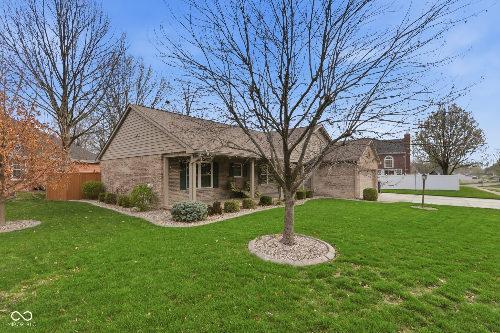 1247 Smoketree Drive