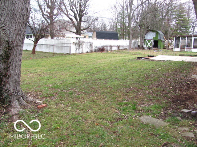 8222 Forsythia Circle