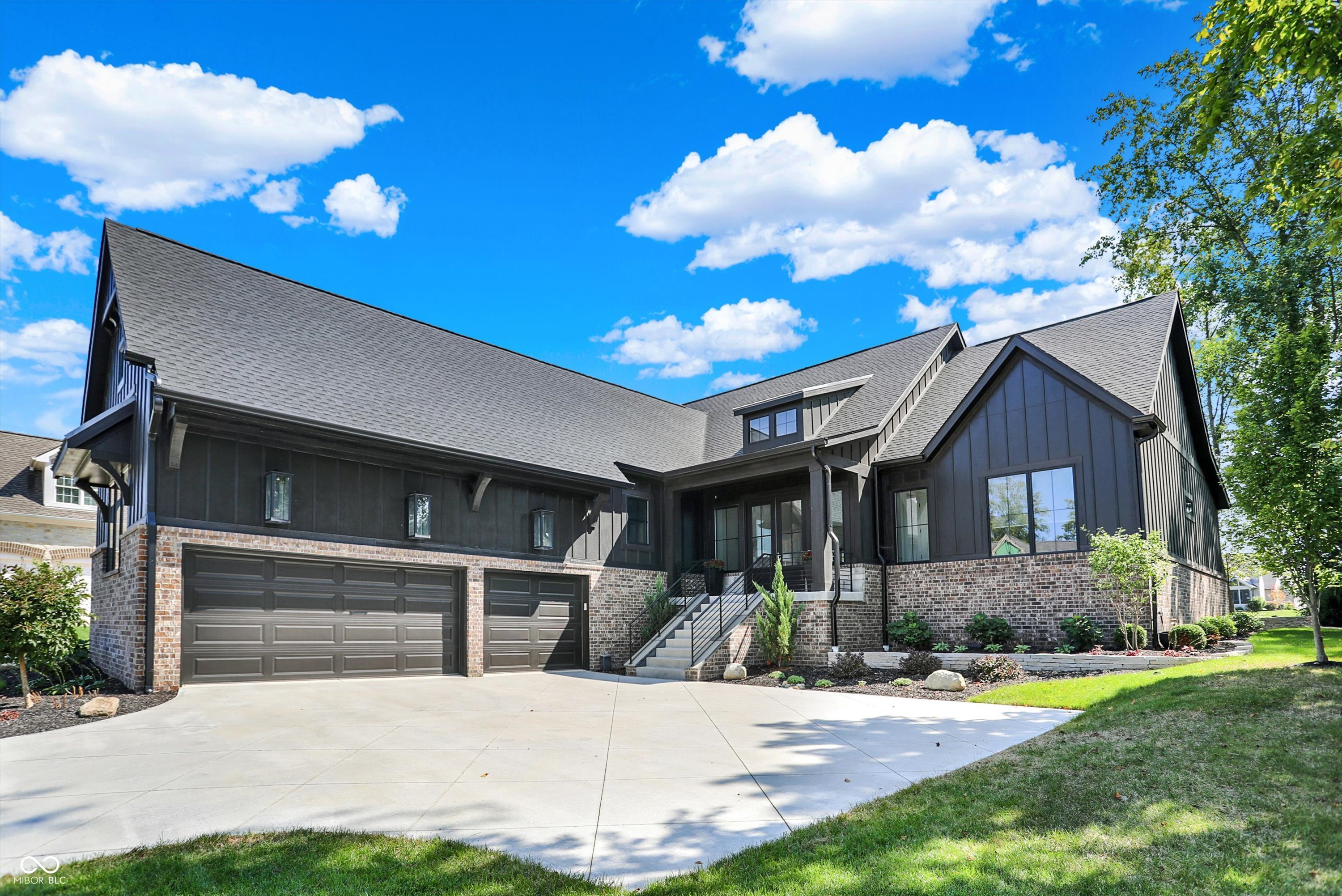 907 Oak Terrace Road