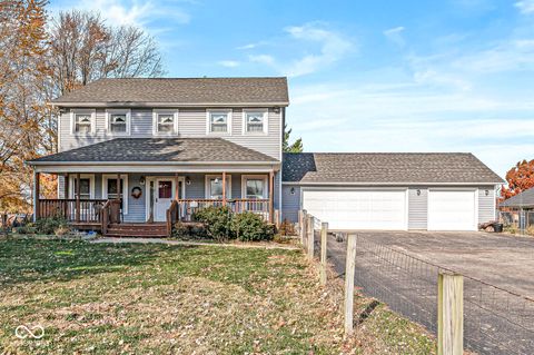 Photo of 12558 E 191st Street, Noblesville, IN 46060 (MLS # 22071978)