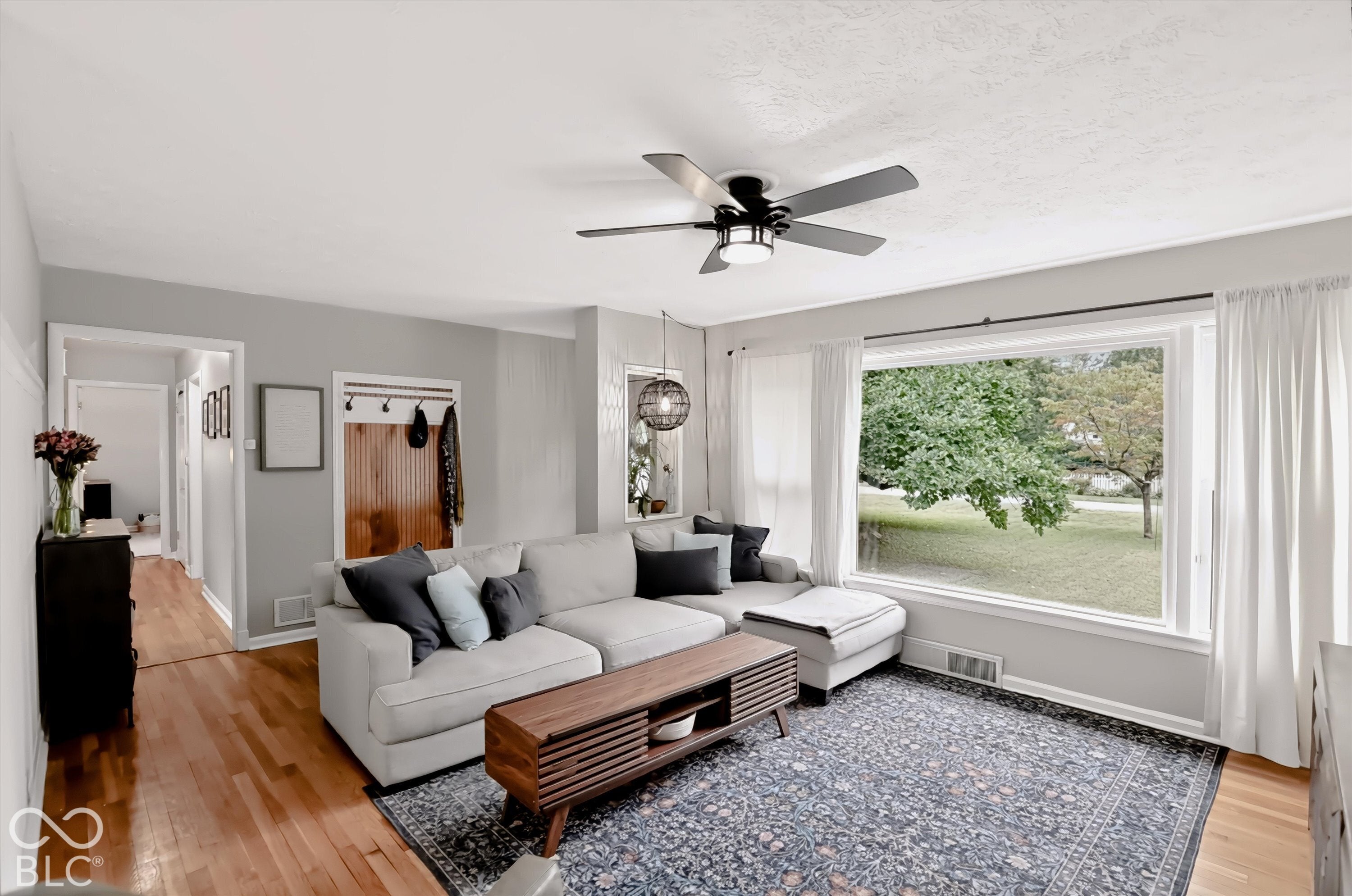 1040 Tulip Drive