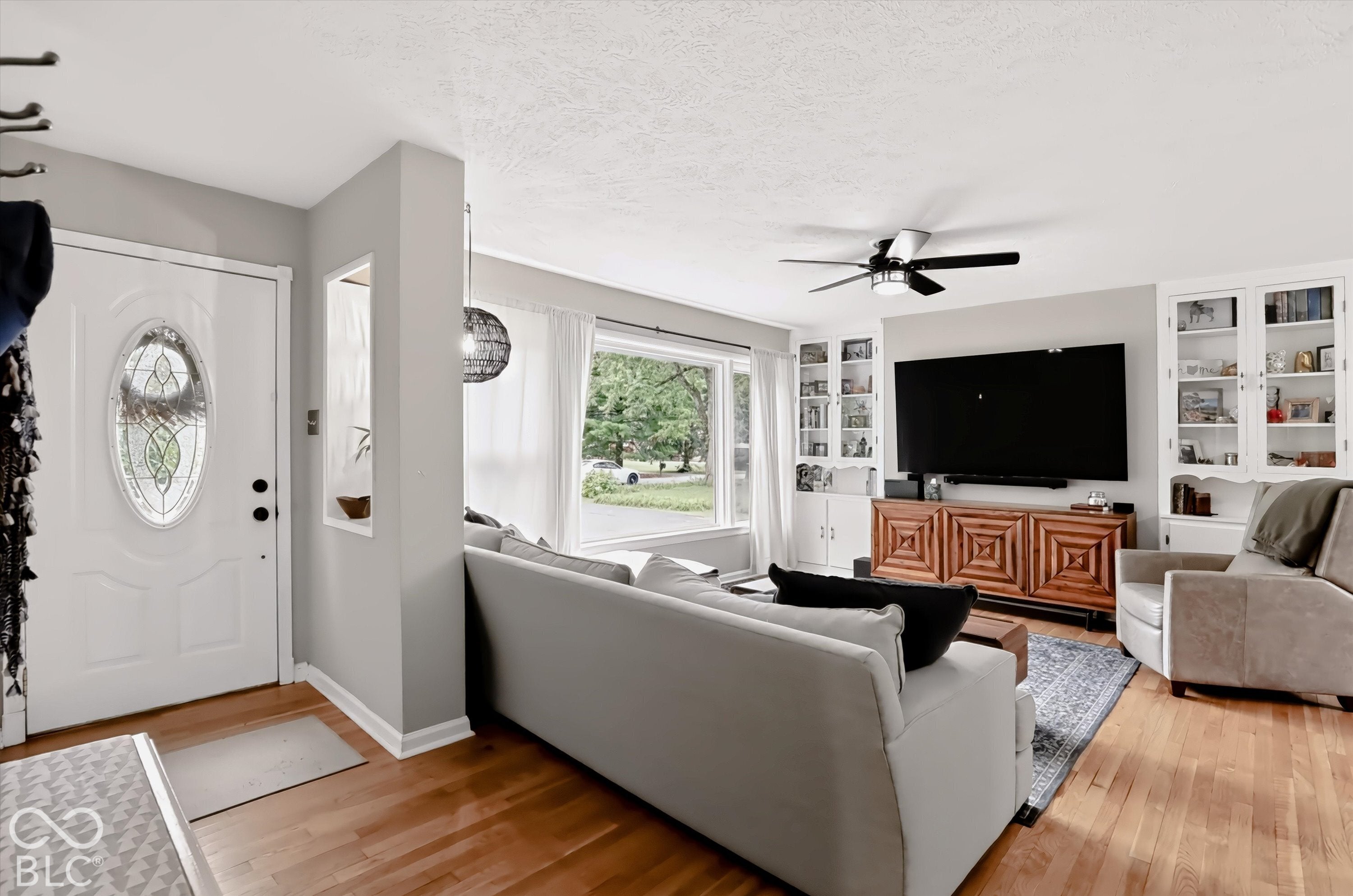1040 Tulip Drive