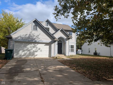 Photo of 2321 Gradison Circle, Indianapolis, IN 46214 (MLS # 22072292)