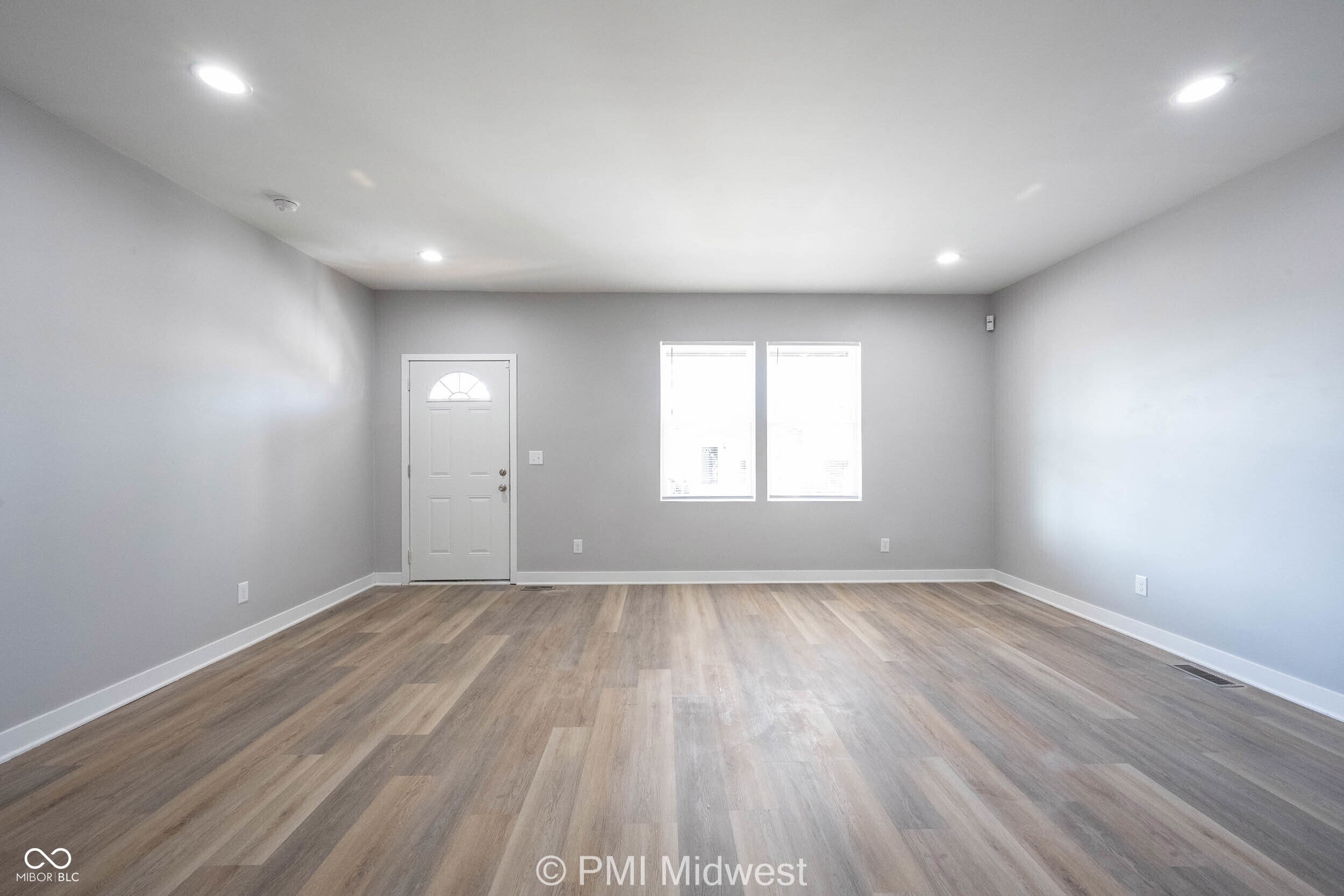 1240 W 18th Street