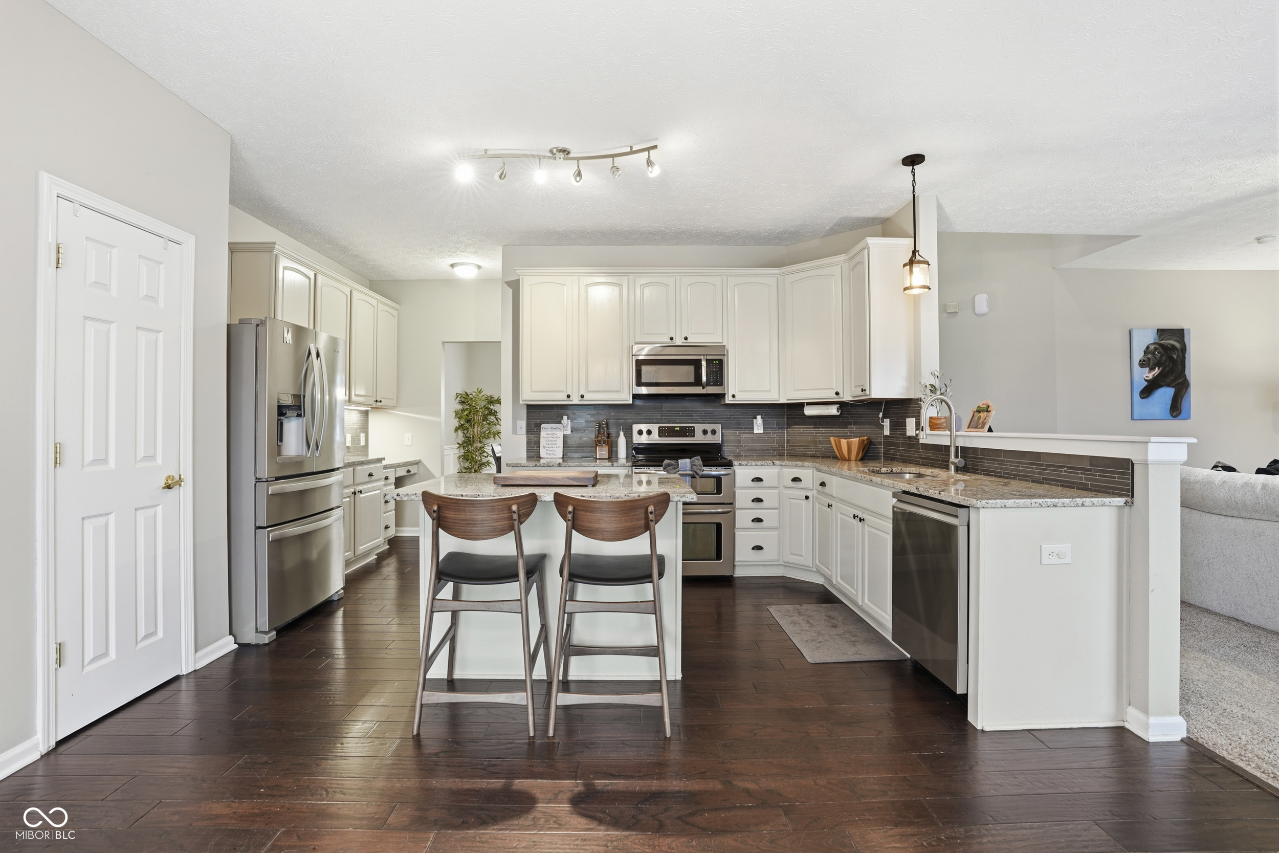 1635 Beacon Pointe Boulevard