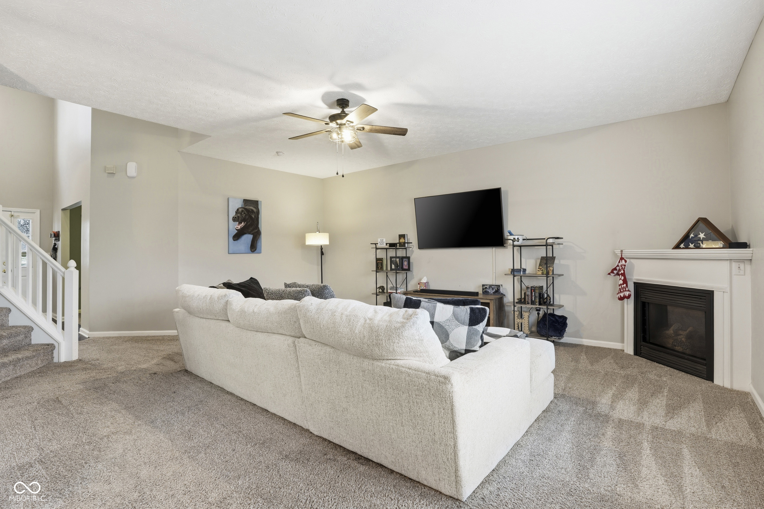 1635 Beacon Pointe Boulevard